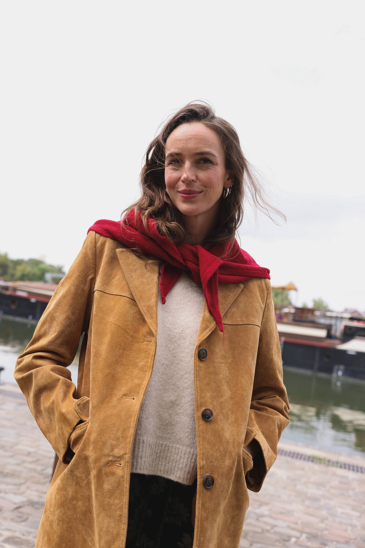 Roter Colette‑Schal