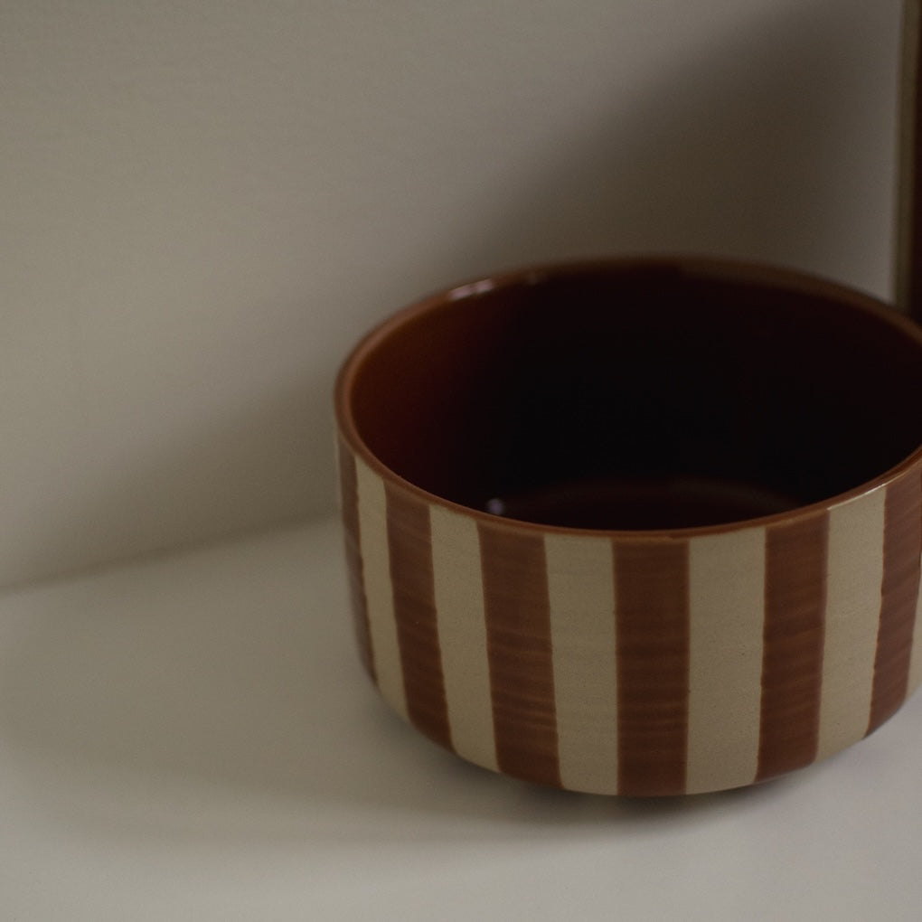 Vase Line Bowl - stripe nougat