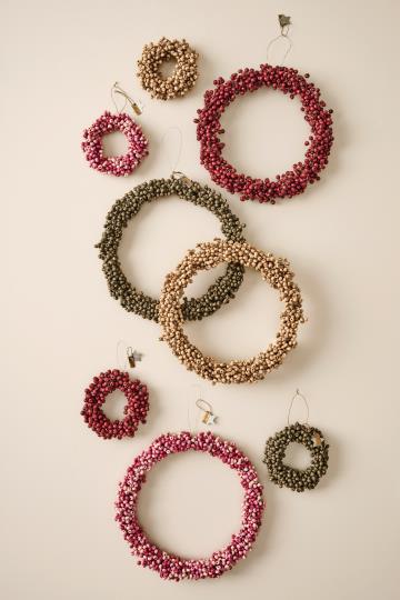 Kranz m/Holzperlen Stillenat  handgefertigt innen Ø:4 cm hell