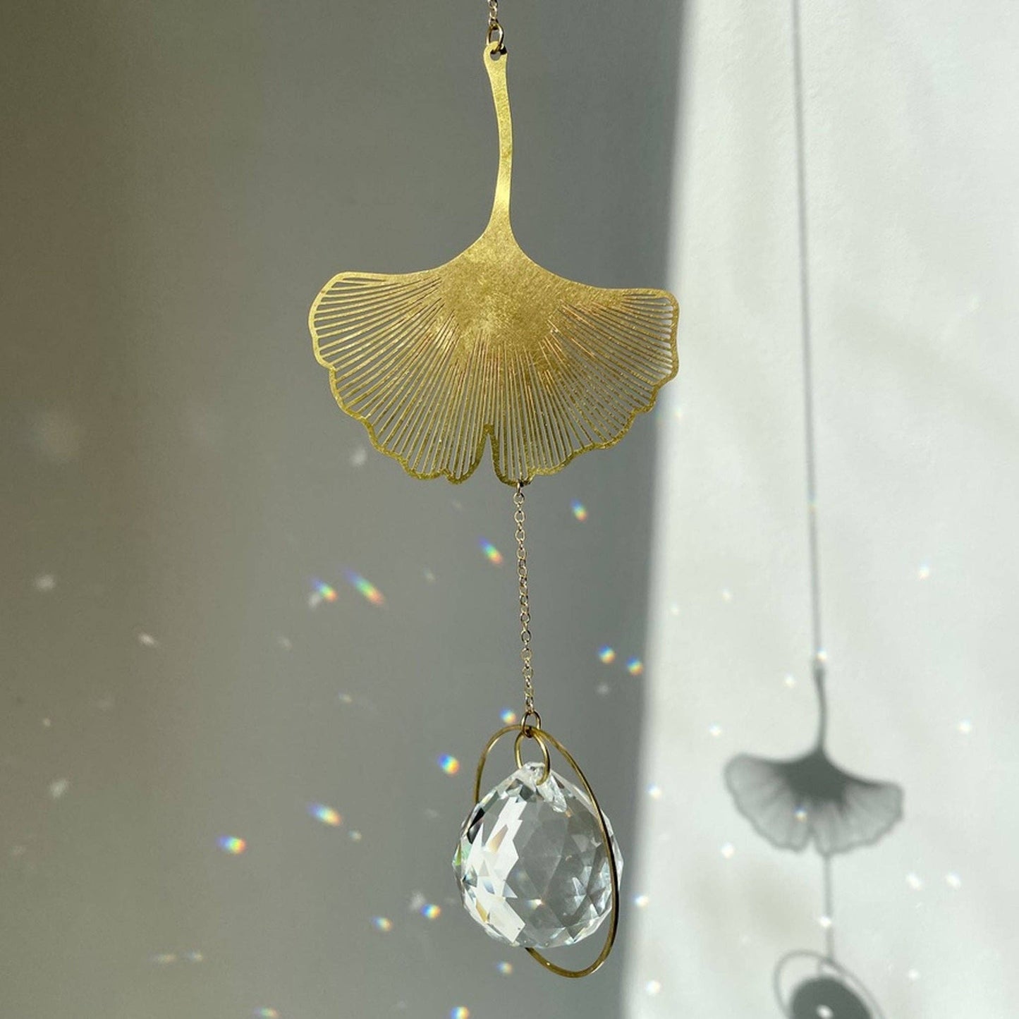 Suncatcher Gingko / Lichtfänger / Fensterkristall  / Prisma