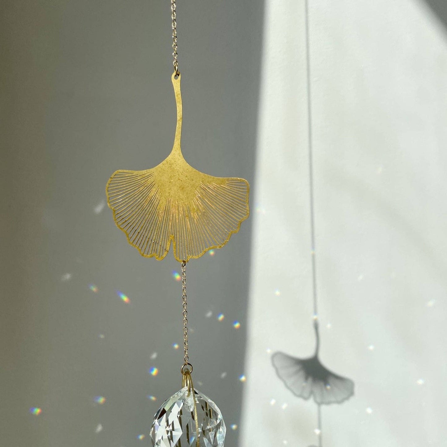 Suncatcher Gingko / Lichtfänger / Fensterkristall  / Prisma