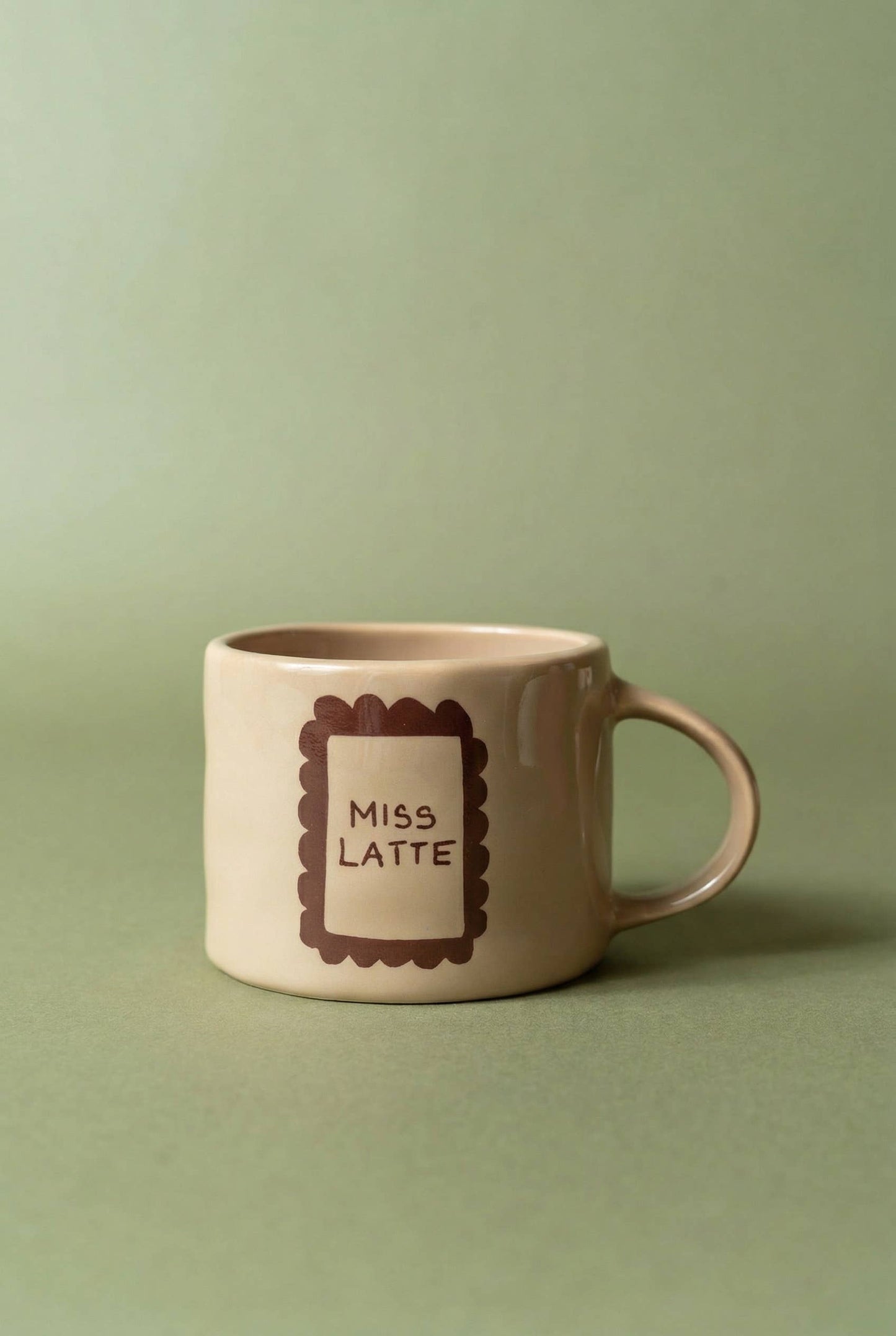 Sisi-Becher, Fräulein Latte