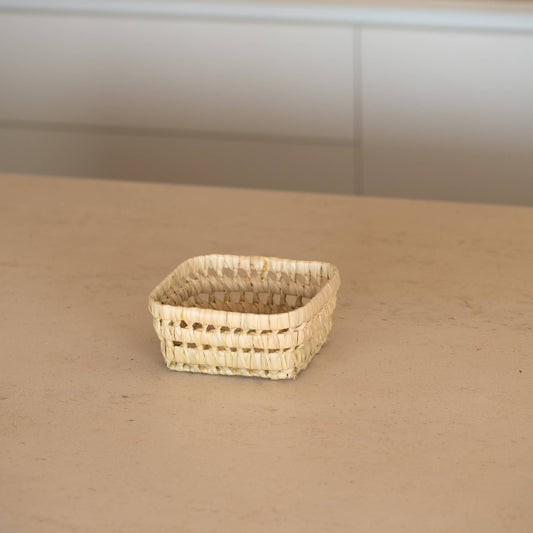 Rechteckiger Korb aus Palmblatt XS