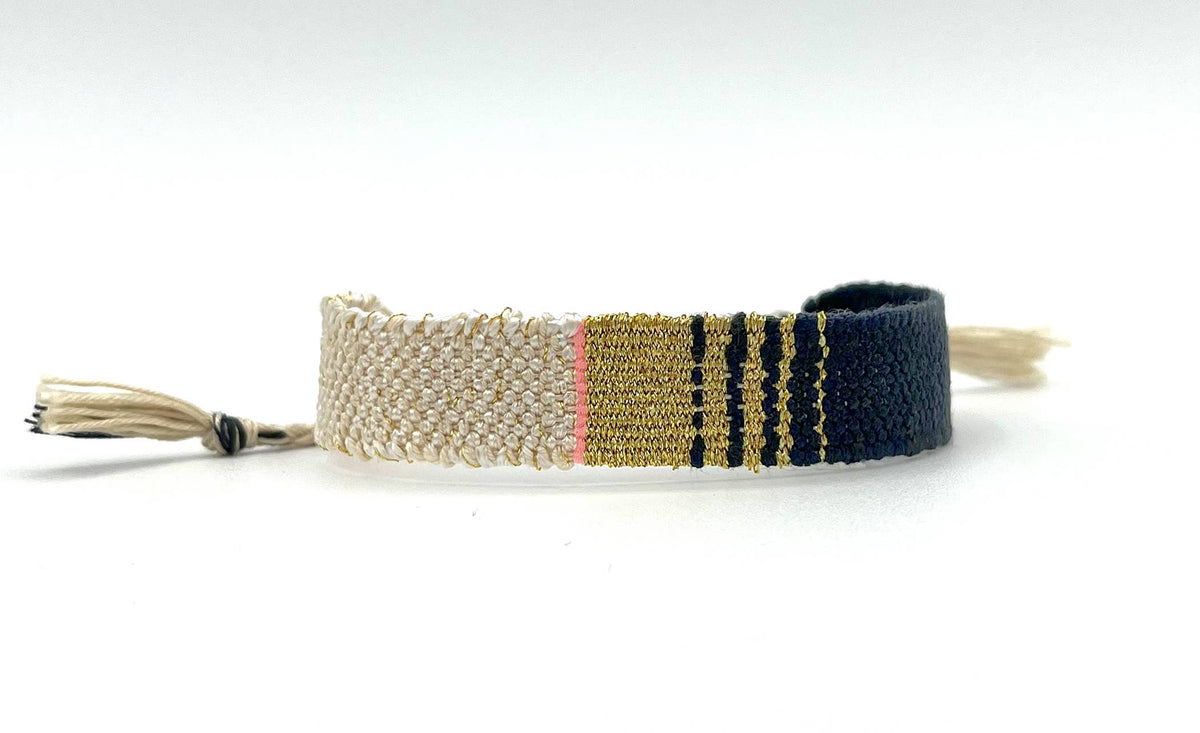 SHADOWLINE 14 – Handgefertigtes, einzigartiges Armband aus edlen Garnen