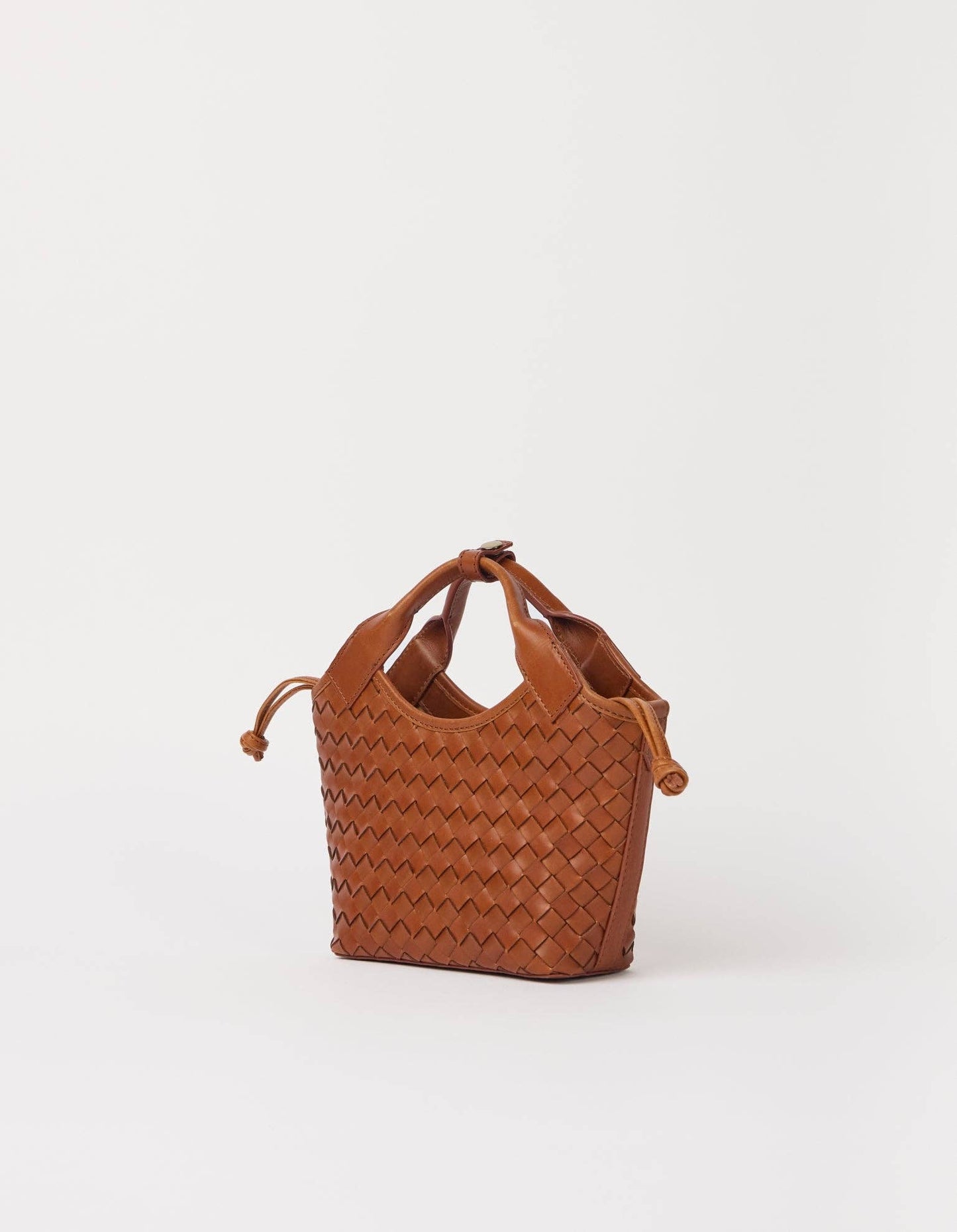 Mara Mini - Klassisches Geflochtenes Leder in Cognac