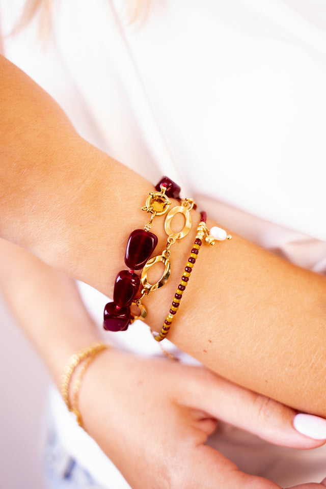 Armband in Ochsenblutrot und Gold