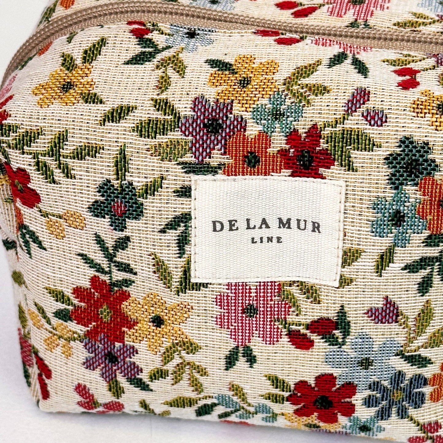 Beauty Bag Medium BLUM