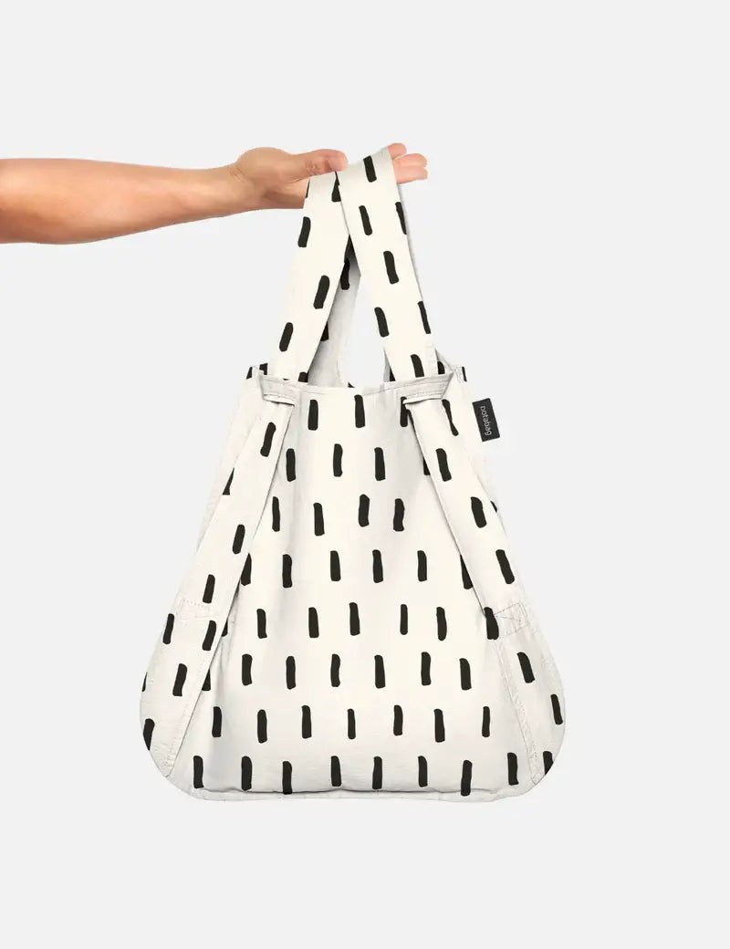 Notabag Original Black Brush – Tasche, Rucksack und Tragetasche mit Geschenk-Pattern in Weiß