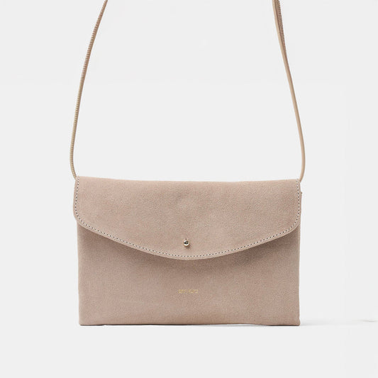Cute Clutch - Suede Caramelo