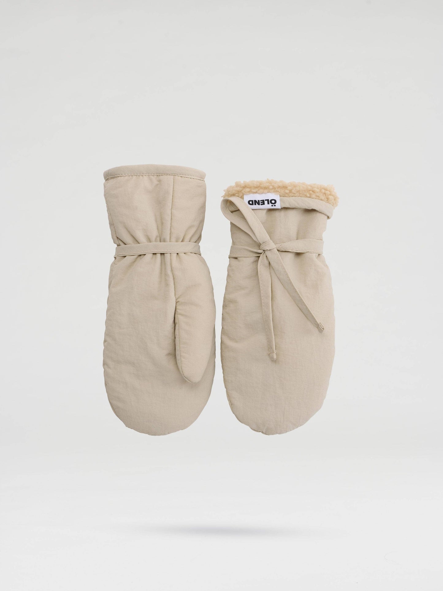 Gepolsterte Handschuhe