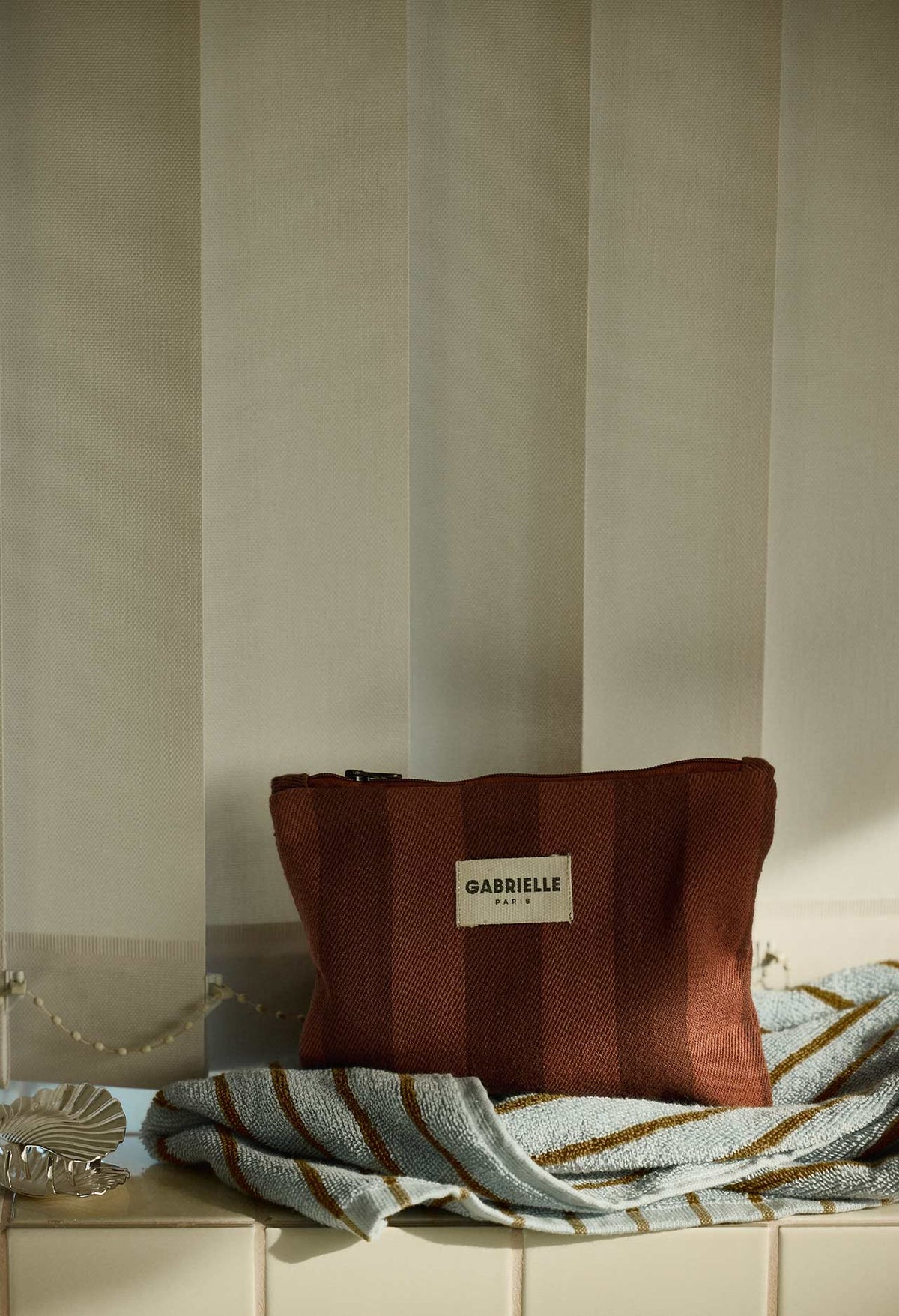 Kleine Baumwoll-Pochette mit Saint-Honoré-Streifen
