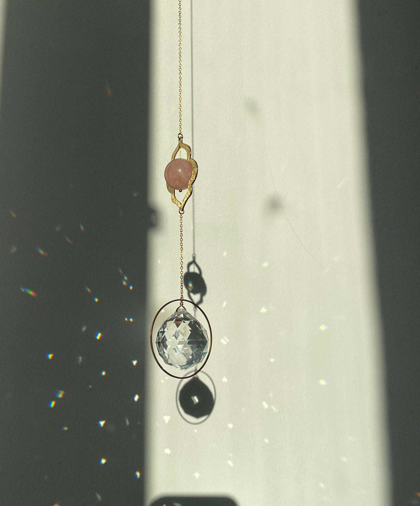 Suncatcher Vulva light Rosé. gold / Lichtfänger / Fensterkristall  / Prisma