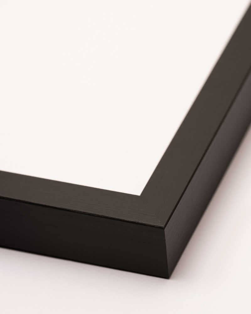 Die Frau mit den roten Streifen Bild